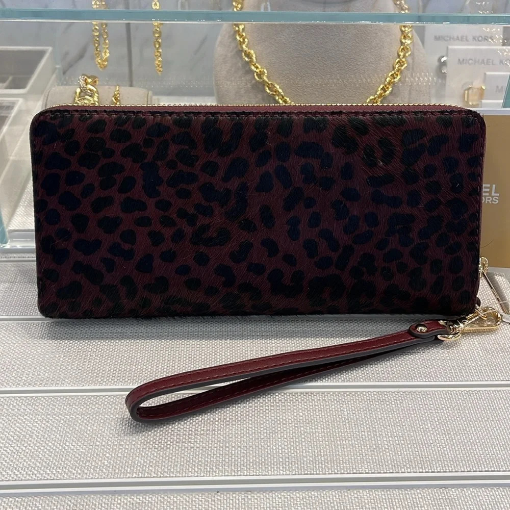 MICHAEL KORS Leather Lg Continental Wristlet Phone Wallet Exotic Print Hair Culf